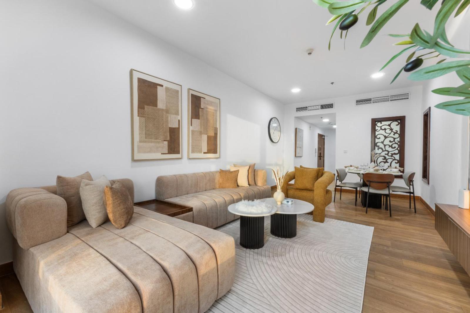 Stylish 2br In Elite Tower With Bluewaters View And Jbr Dubai